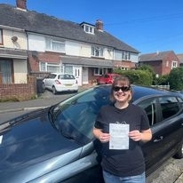 I would absolutely 100% recommend Andy. He is an incredibly patient instructor, really friendly and works very hard to make sure you´re a confident and safe driver. Couldn´t recommend him enough!